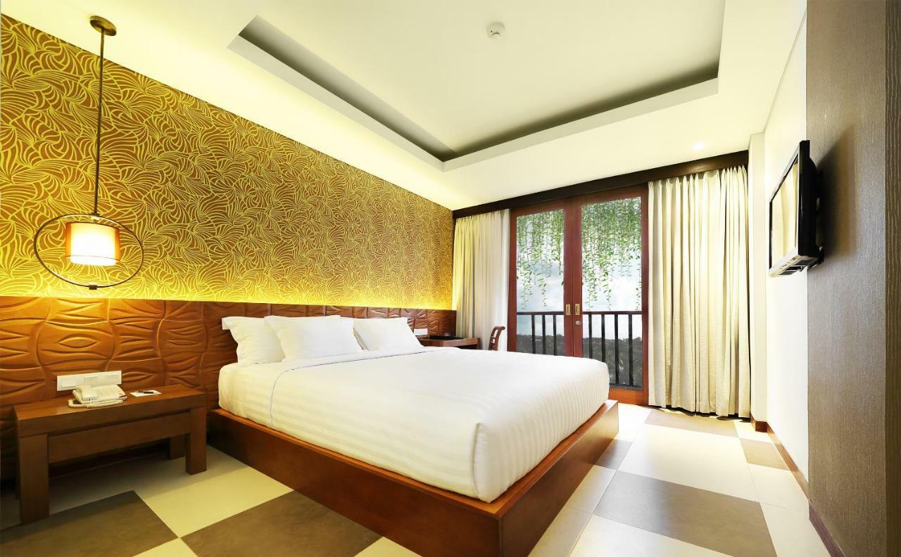 Sun Island Hotel & Spa Legian Екстер'єр фото