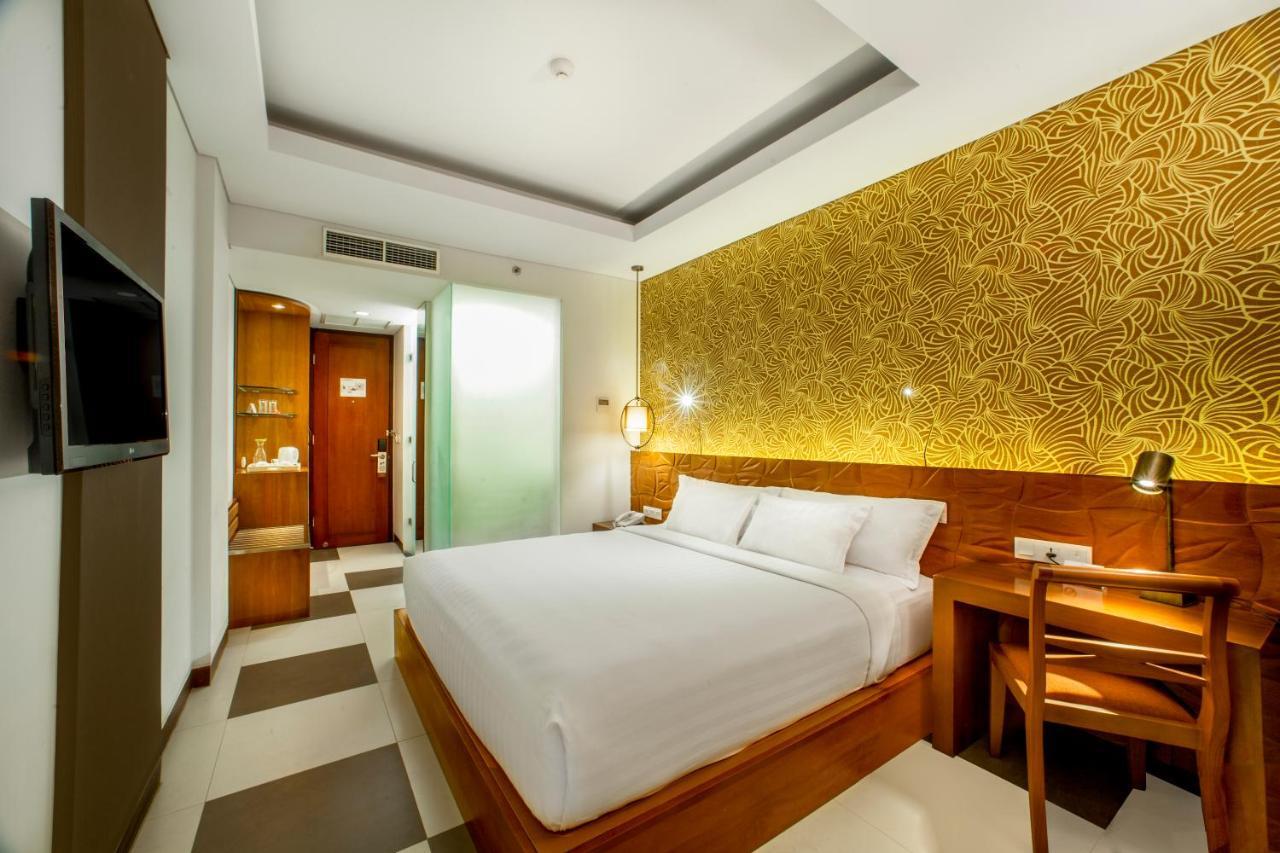 Sun Island Hotel & Spa Legian Екстер'єр фото